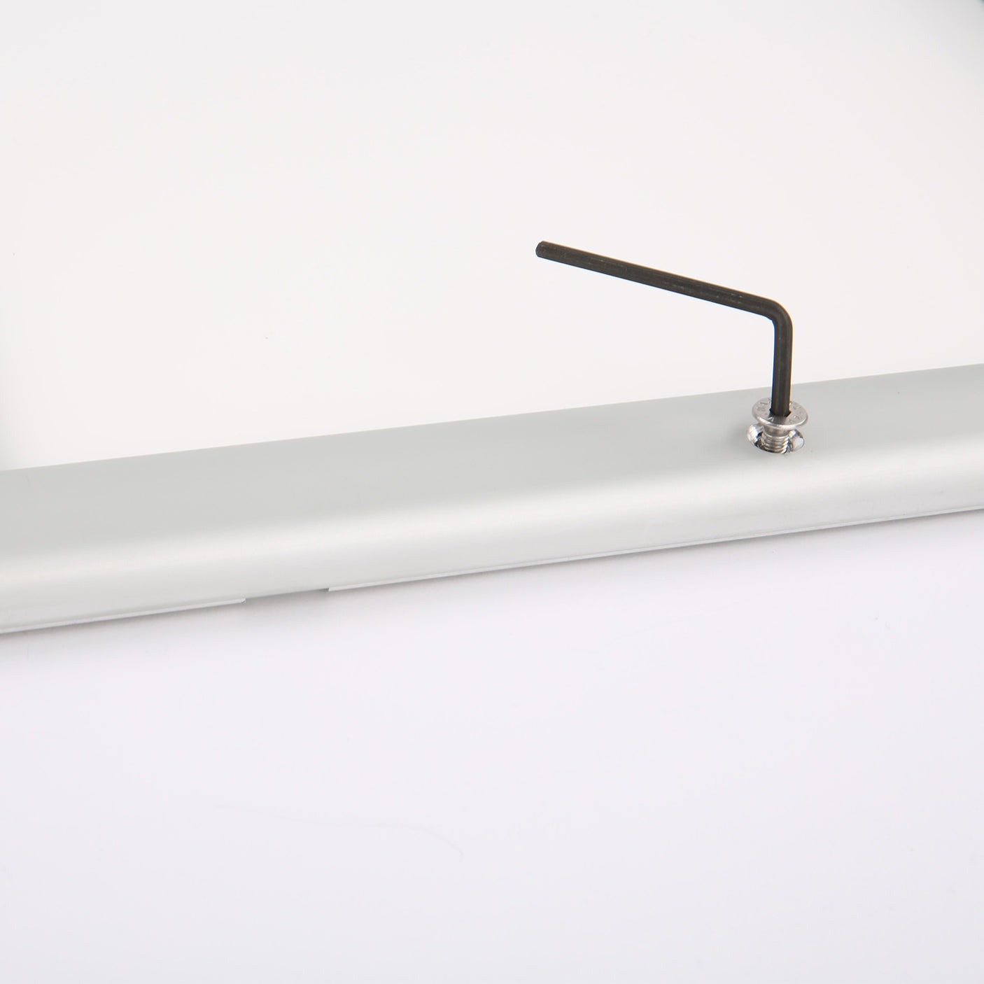 A0 32 mm Weatherproof Lockable Outdoor Poster Snap Frame - Silver